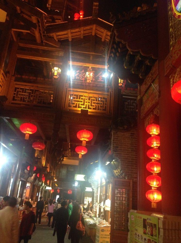 Hongyadong Hotel تشونغتشينغ المظهر الخارجي الصورة